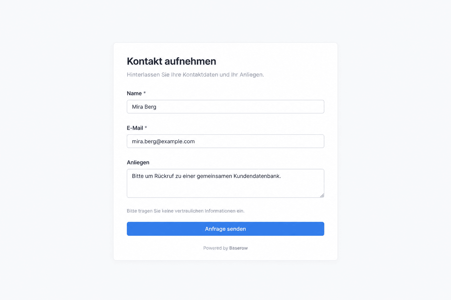 Baserow-Kontaktformular mit Name, E-Mail-Adresse und Anliegen